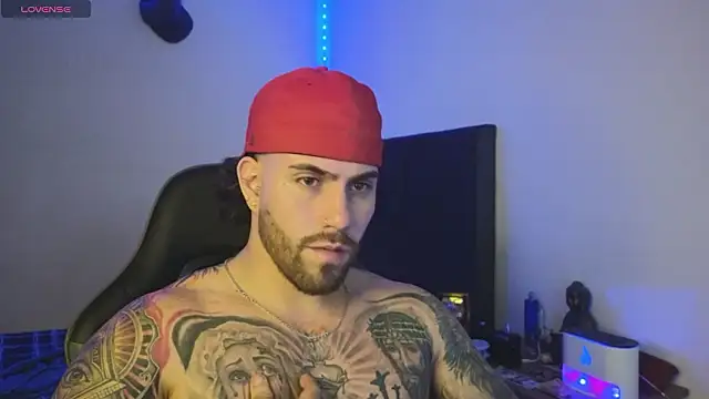 Ades_Lowe: вебкам-шоу