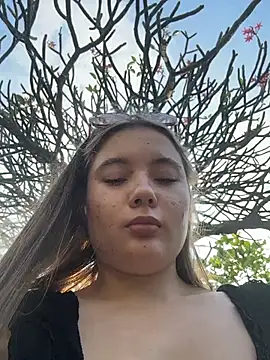 VineraSweet: απευθείας συνομιλία ΧΧΧ