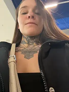 Онлайн чат XXX KishaMur