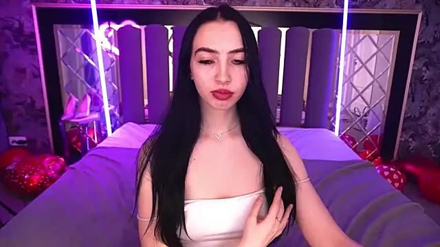 XXX chat uživo modela WildKittenX_