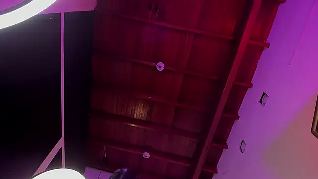 BritannyClaireのライブXXXチャット