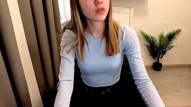 Just_L0VE_me's Live XXX Chat