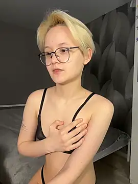 Živý XXX chat LuunaDorean