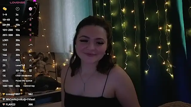 Czat XXX na żywo – YummyTira