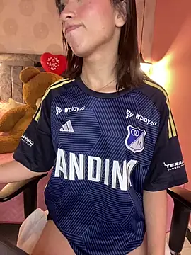 alahia_pink Live XXX-chat