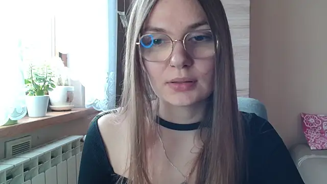 LooveELLYx élő XXX-chatje