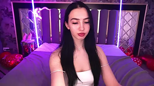 WildKittenX_ élő XXX-chatje