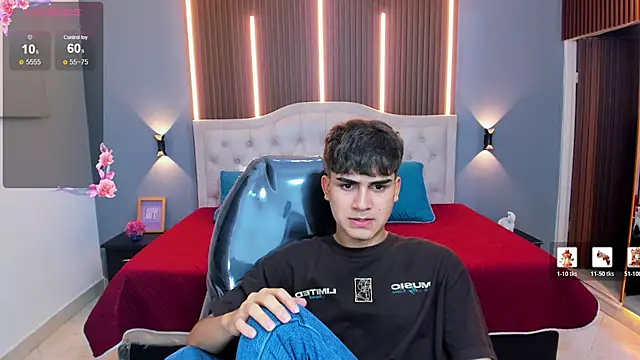 Tommy18__ 现场XXX聊天