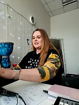 Juicy_PeachLux Live XXX-Chat