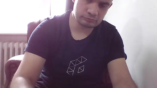 YakisikliSikici élő XXX-chatje