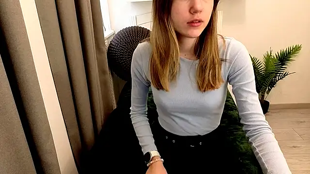 Chatroom XXX en direct de Just_L0VE_me