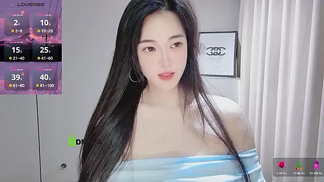 YunShan-33 Show in webcam