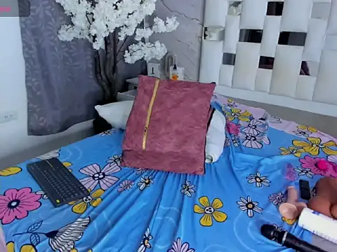 Mariam_Rossee Webcam Show