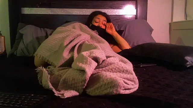 lofibunni élő XXX-chatje