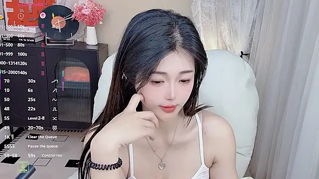 CeeKie 网络视讯表演