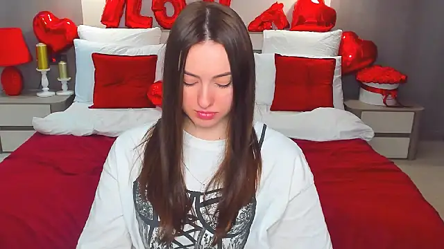 Онлайн чат XXX Christina_Enigma