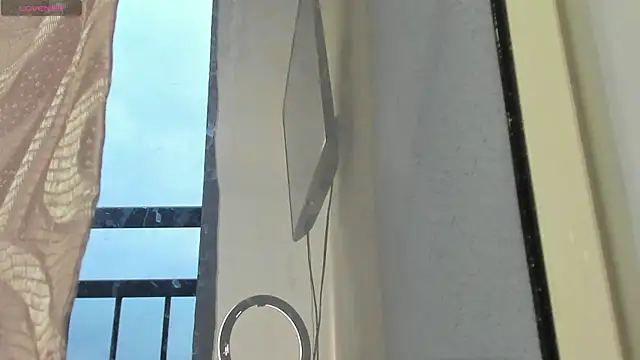 Pertunjukan Kamera Web Makonneen