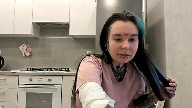 HighelikeGirl 即時 XXX 聊天