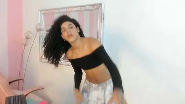 Amaia_Monroe webkamerás műsora