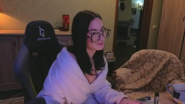 AnneAverry Chat XXX in diretta