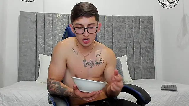 Calvin_Hunter: απευθείας συνομιλία ΧΧΧ