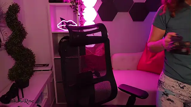 XXX chat uživo modela AnnikaRose