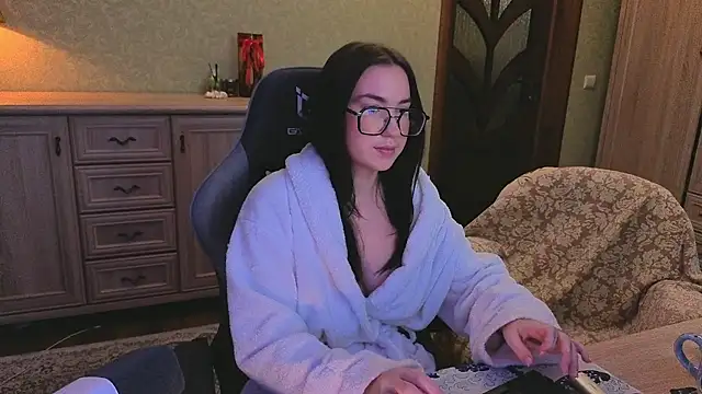 AnneAverryn Live XXX chat