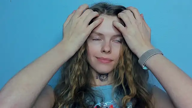 RayaNenlia – Naživo XXX chat