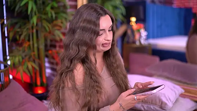 MillaSerene Live XXX-chat