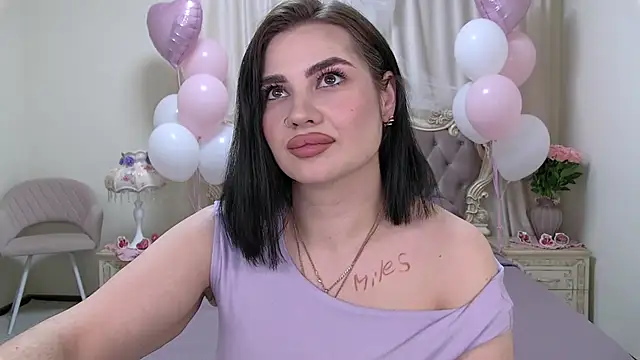 แชท XXX สดของ AdrianaTorres