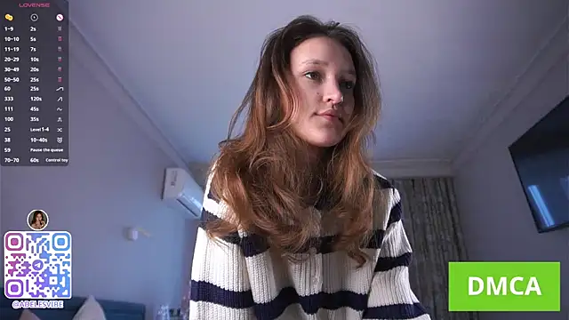 Adeles_vibes Chat XXX in diretta