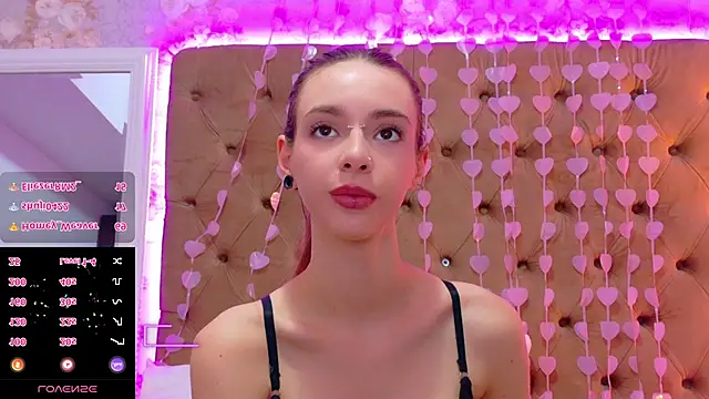 Chat +18 de CoraVex ao vivo