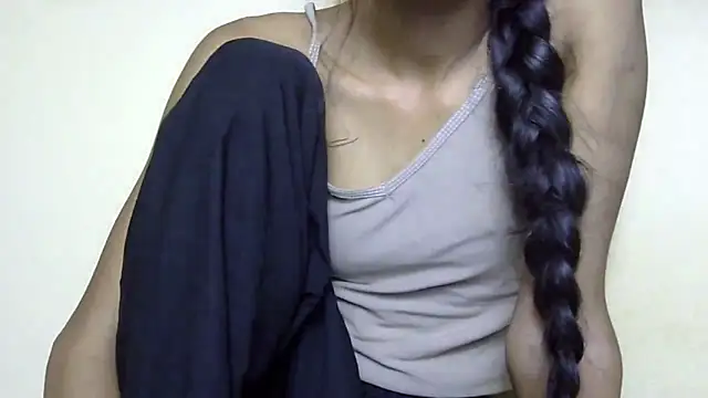 Anu_tiny élő XXX-chatje