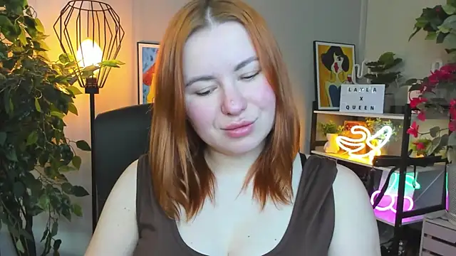 LAYLAxSTAR Live XXX-Chat