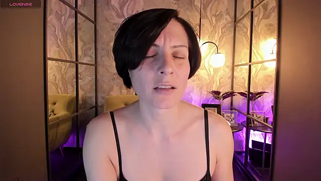 LorenDaze Chat XXX live