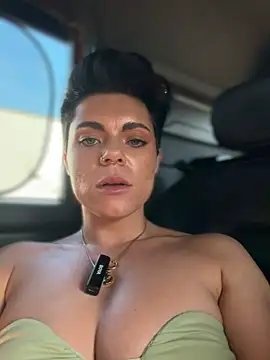 LukeLouHarveyのライブXXXチャット