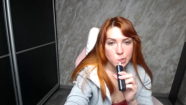 Reginasmilee – Naživo XXX chat