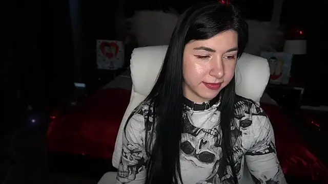 EmilyCandyy Adlı Modelin Canlı XXX Sohbeti