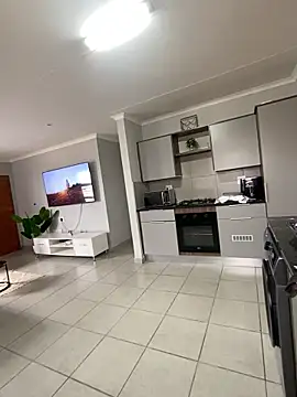 MissLola27 现场XXX聊天