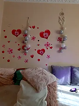 BellaBellaHotのライブXXXチャット