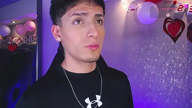 MateoMitchell 웹캠 쇼