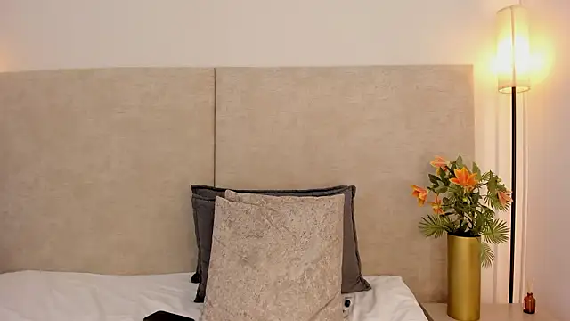 Scarlett_Blakee Show in webcam