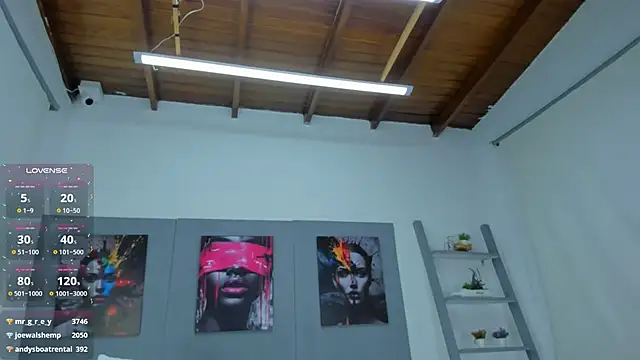 AlessiaMarcu- Adlı Modelin Canlı XXX Sohbeti