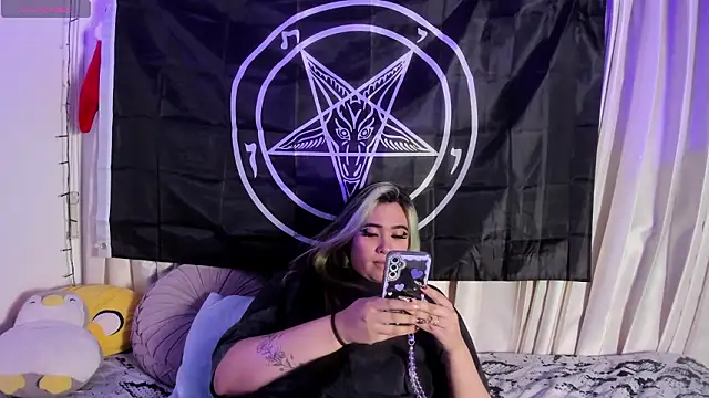 Lilith_Zenith_ 即時 XXX 聊天