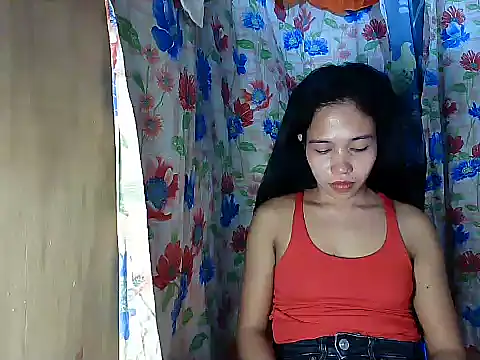 PinaySkinnyGirl 即時 XXX 聊天