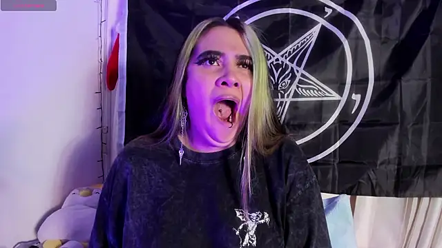 Lilith_Zenith_'s Live XXX Chat