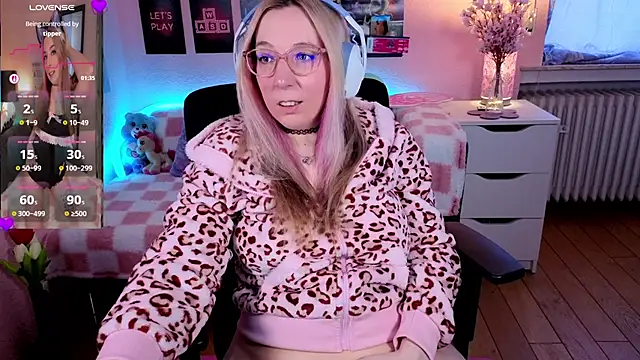 JustKerry live XXX chat