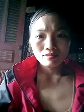 แชท XXX สดของ ngan-cute