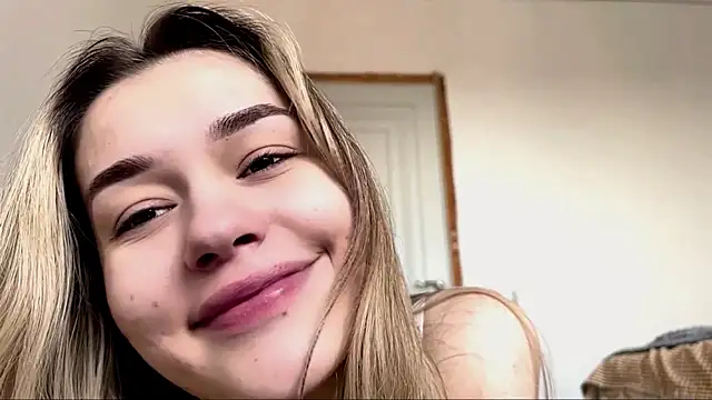 Chat XXX en directo de Little_ines