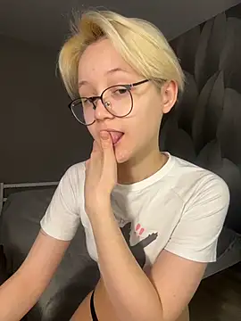 LuunaDorean 라이브 XXX 채팅